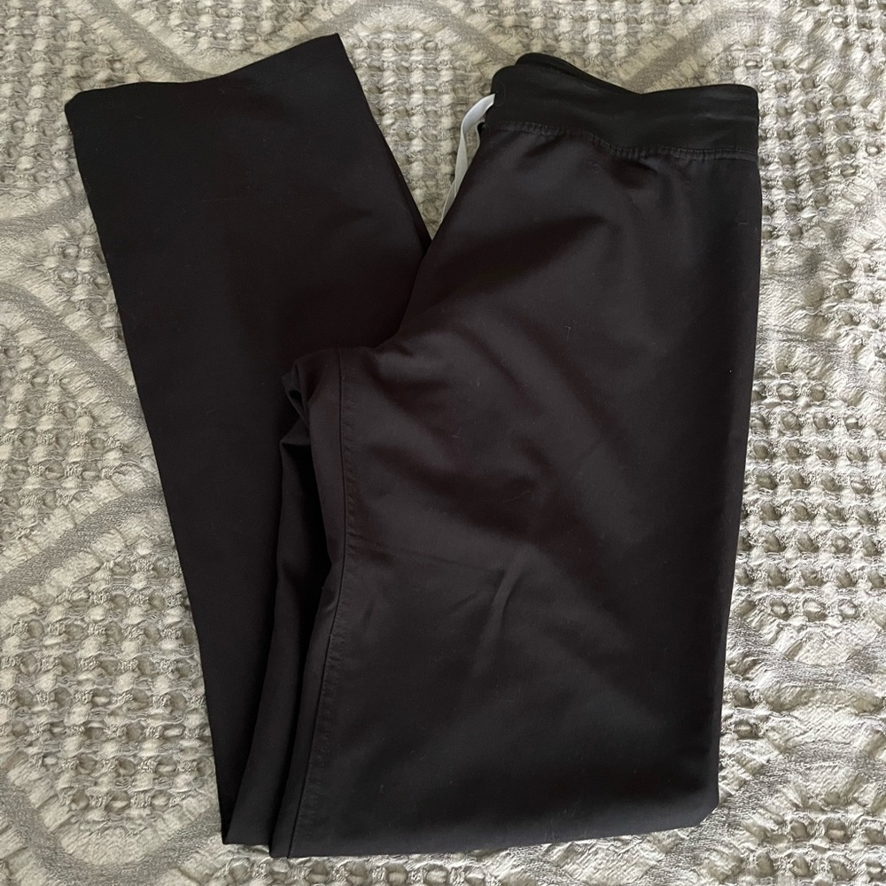 Figs Livingston basic scrub pants